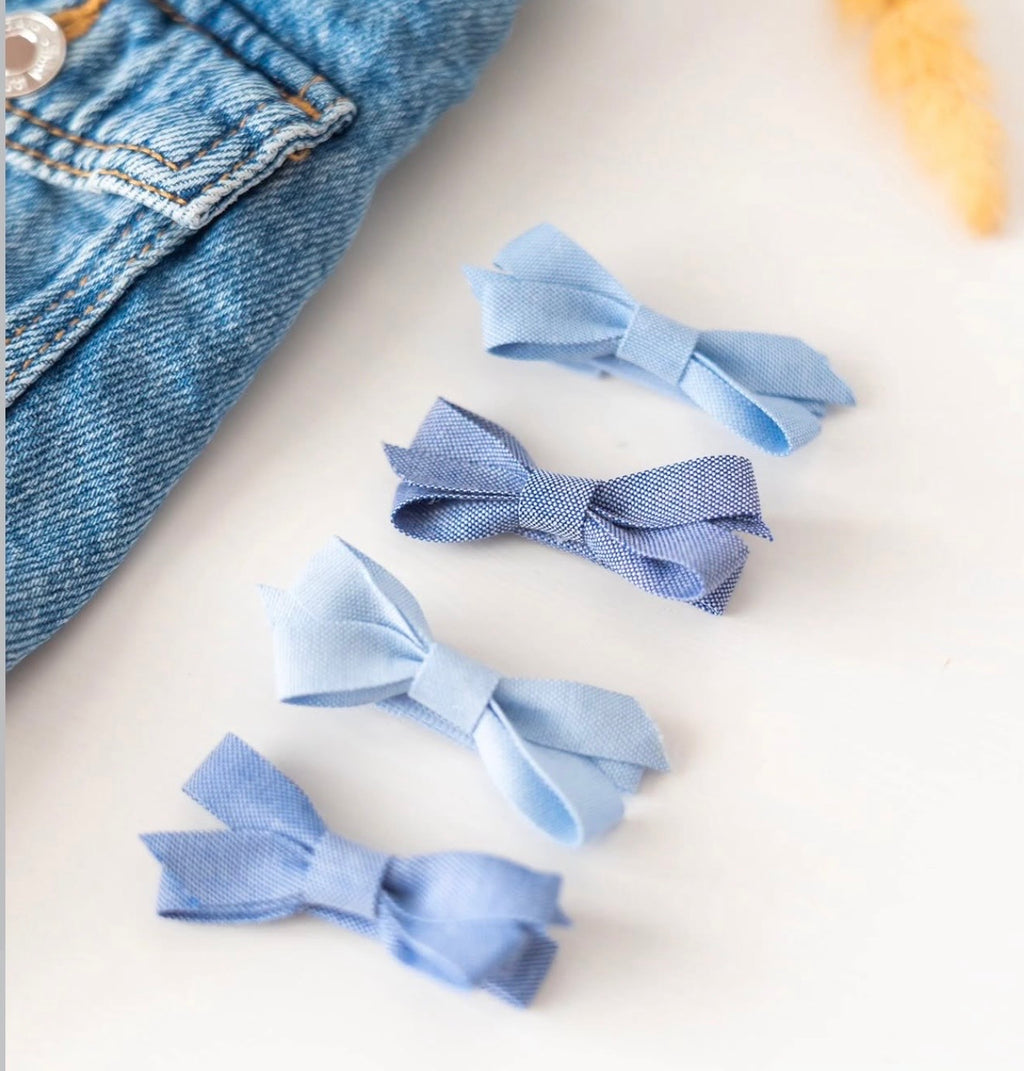 Denim strikjes
